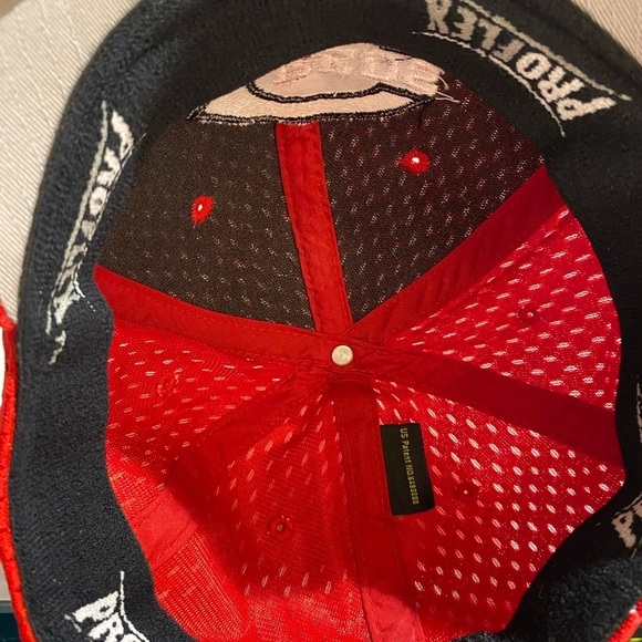REDS Fitted Hat by Proflex S/M (CN) - Picture 11 of 11